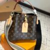 Stylish Fashion Carry LV Handbag L1722