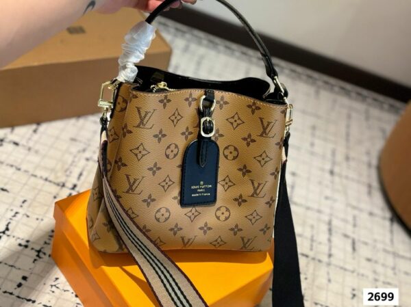 New Collection Fashion LV Handbag L1722