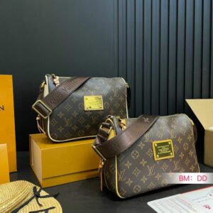 New Collection Fashion LV Handbag L1711
