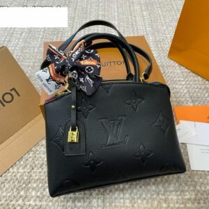 New Collection Fashion LV Handbag L1695