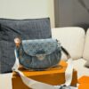 Stylish Fashion Carry LV Handbag L1682