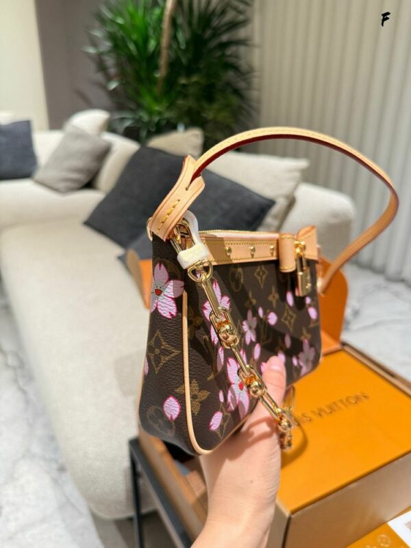 New Collection Fashion LV Handbag L1681