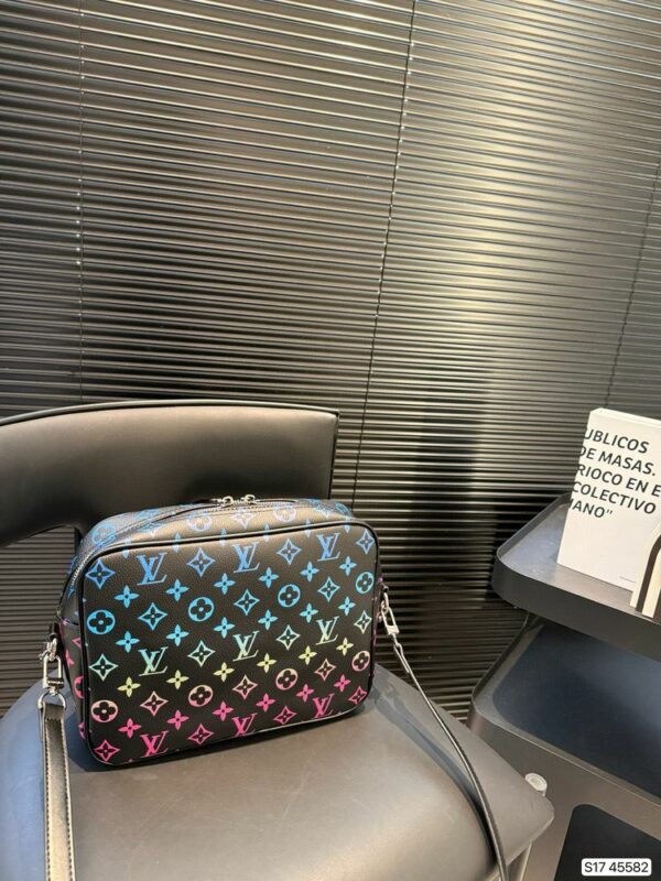New Collection Fashion LV Handbag L1663