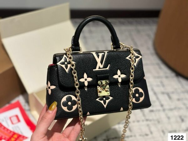 New Collection Fashion LV Handbag L1656