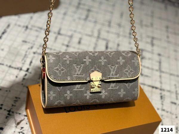 New Collection Fashion LV Handbag L1654