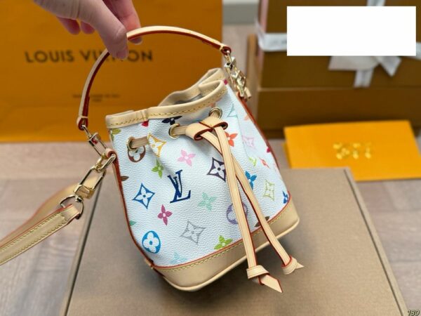 New Collection Fashion LV Handbag L1651