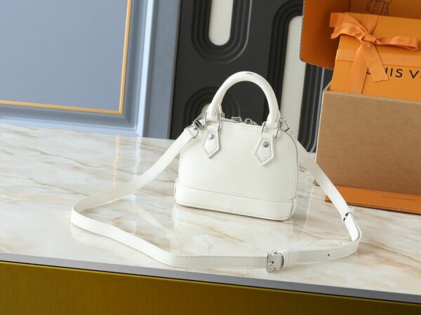 Stylish Fashion Carry L*V Handbag 1641 Stylish Fashion Carry L*V Handbag 1641
