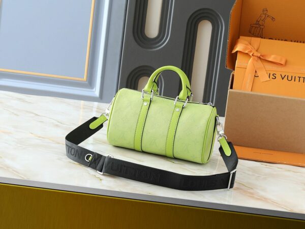 New Collection Fashion L*V Handbag 1639