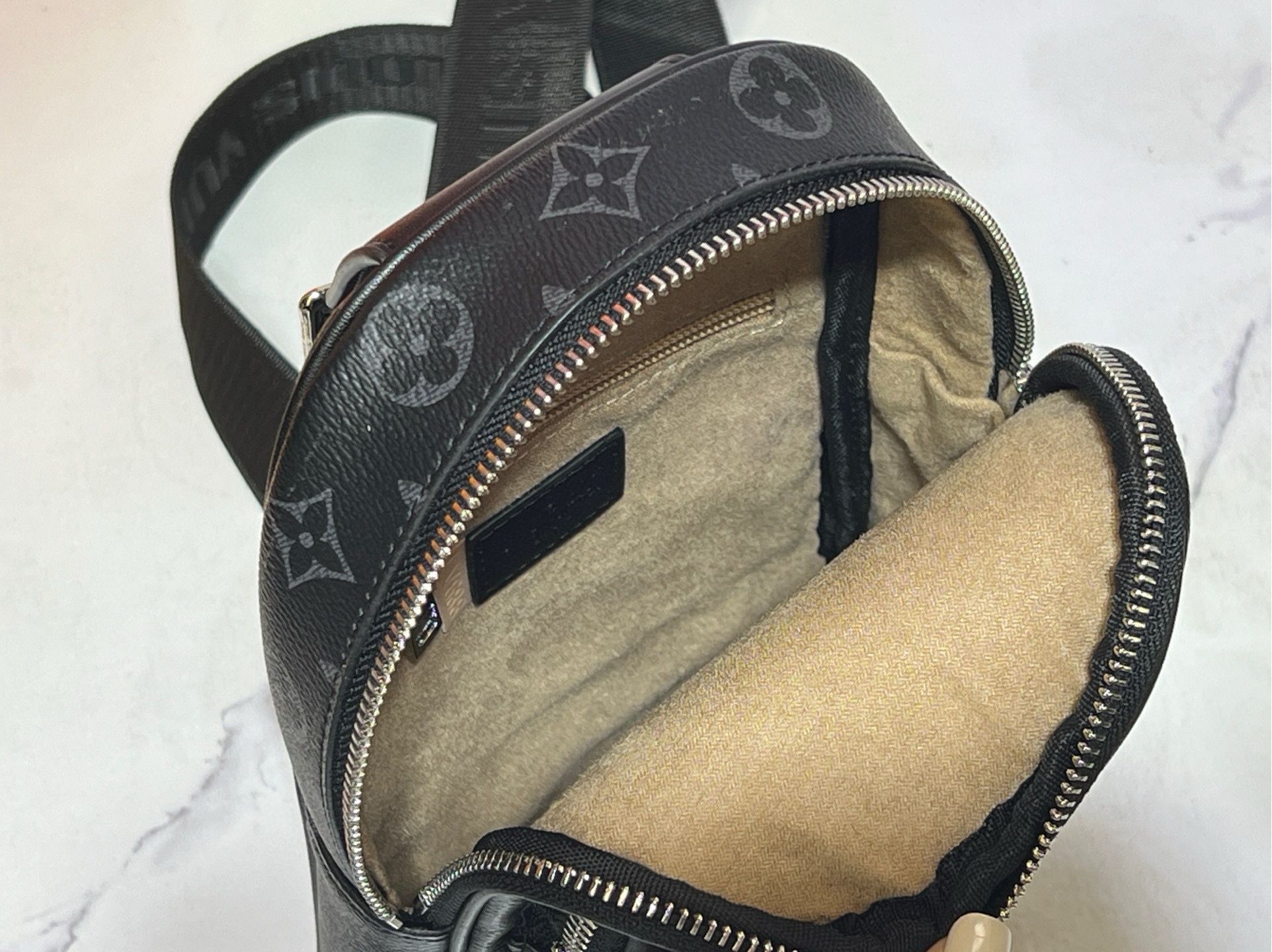 New Collection Fashion L*V Handbag 1633 New Collection Fashion L*V Handbag 1633