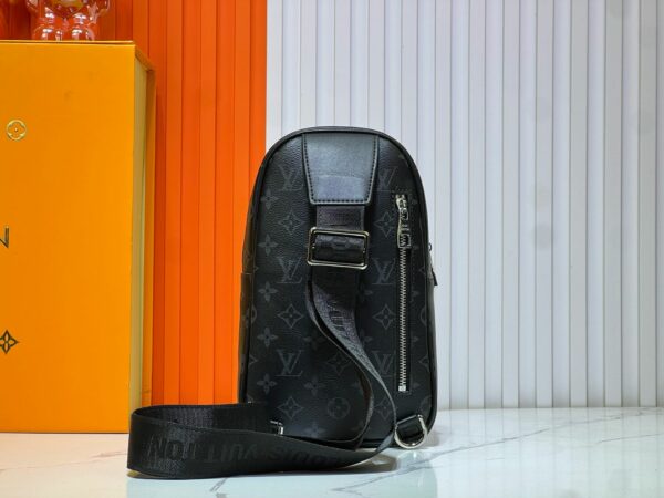 Stylish Fashion Carry L*V Handbag 1633