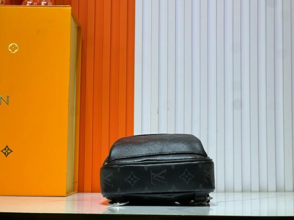 Stylish Fashion Carry L*V Handbag 1633