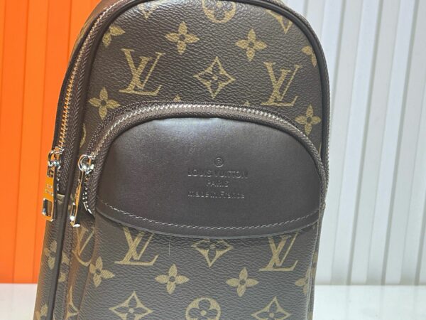 Stylish Fashion Carry L*V Handbag 1633