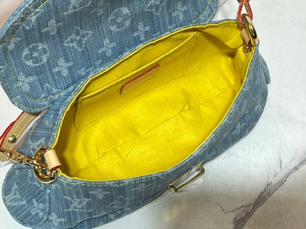 Stylish Fashion Carry L*V Handbag 1631 Stylish Fashion Carry L*V Handbag 1631
