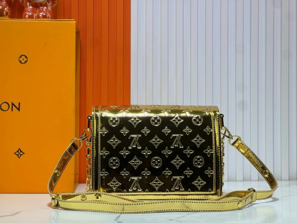 Stylish Fashion Carry L*V Handbag 1630