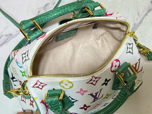 Stylish Fashion Carry L*V Handbag 1628.1 Stylish Fashion Carry L*V Handbag 1628.1