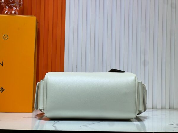 New Collection Fashion L*V Handbag 1622