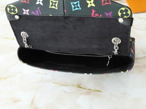 Stylish Fashion Carry L*V Handbag 1616