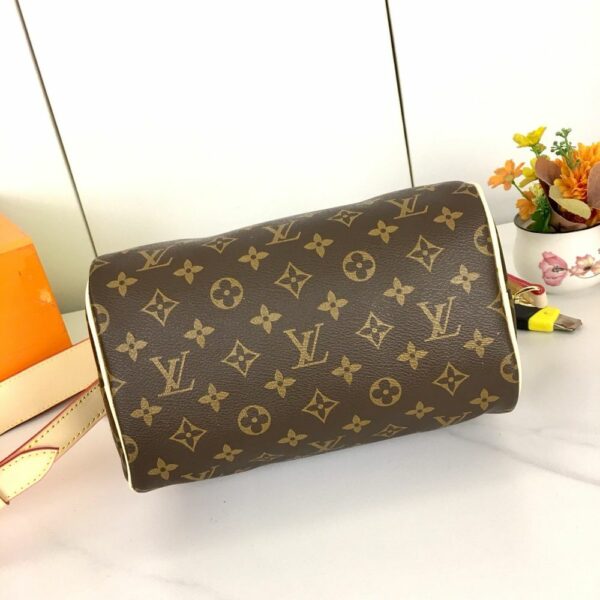 New Collection Fashion L*V Handbag 1604