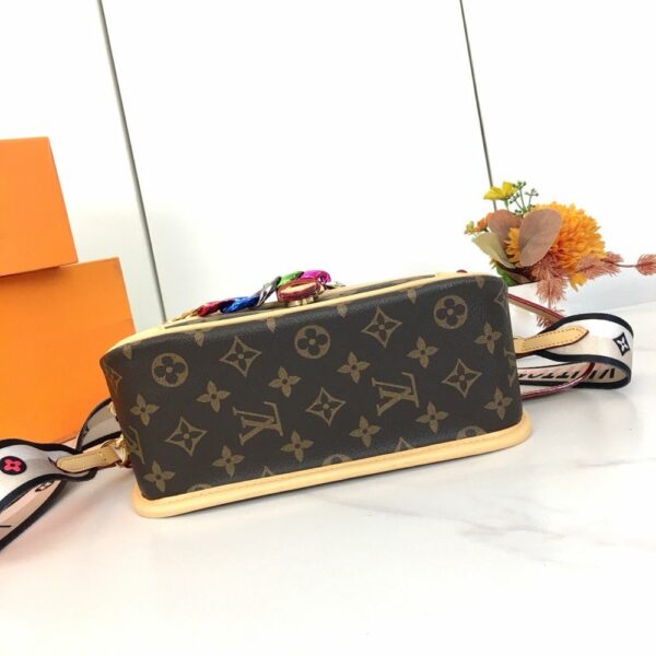 New Collection Fashion L*V Handbag 1602