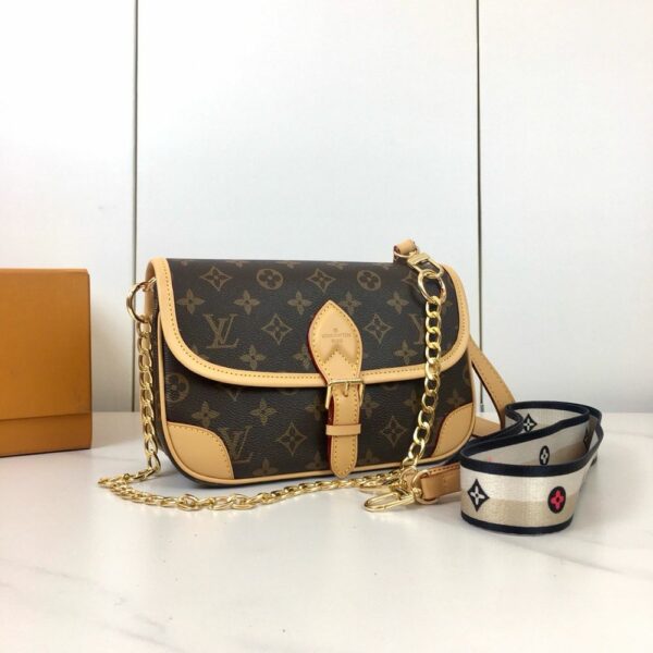 New Collection Fashion L*V Handbag 1602