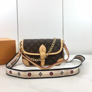 New Collection Fashion L*V Handbag 1602