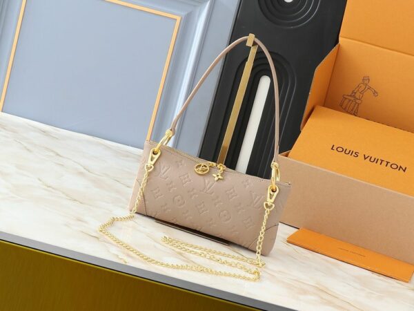 New Collection Fashion L*V Handbag 1596.2