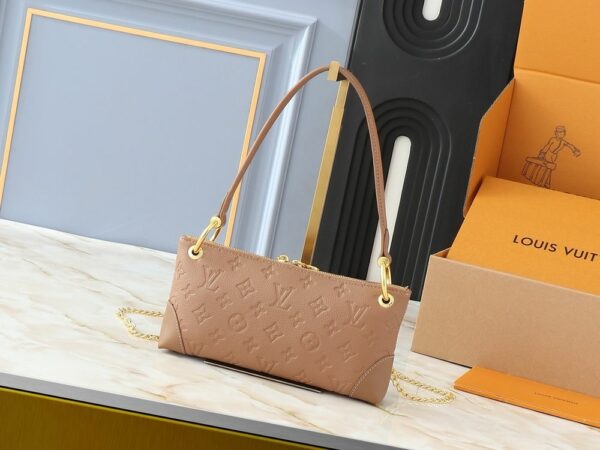 New Collection Fashion L*V Handbag 1596.1