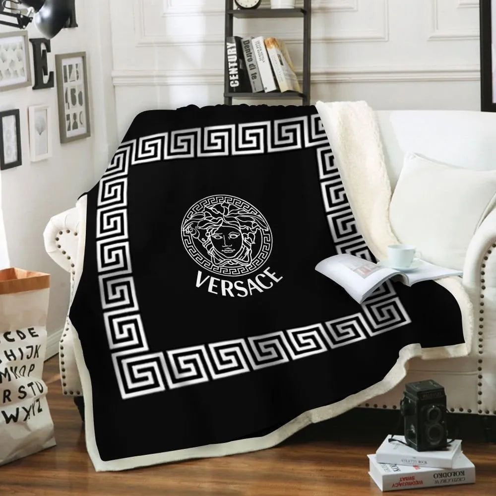 White Pattern Versace Blanket 045 White Pattern Versace Blanket 045