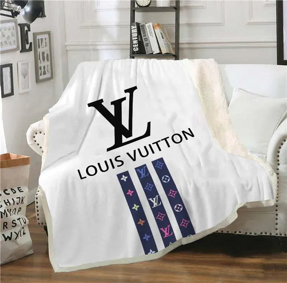 White Fashion Louis Vuitton Blanket 057 White Fashion Louis Vuitton Blanket 057