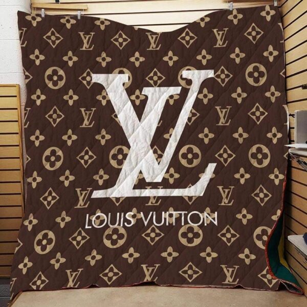 Luxury White Logo Louis Vuitton Blanket 038