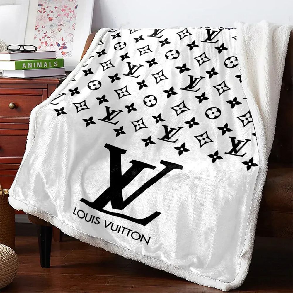 Luxury White Fashion Louis Vuitton Blanket 037 Luxury White Fashion Louis Vuitton Blanket 037