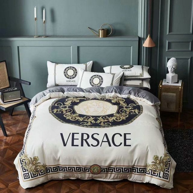 Luxury Brand Versace Type Bedding Sets Duvet Cover Bedroom Sets 035 Luxury Brand Versace Type Bedding Sets Duvet Cover Bedroom Sets 035