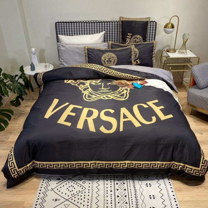 Luxury Brand Versace Type Bedding Sets 064 Luxury Brand Versace Type Bedding Sets 064