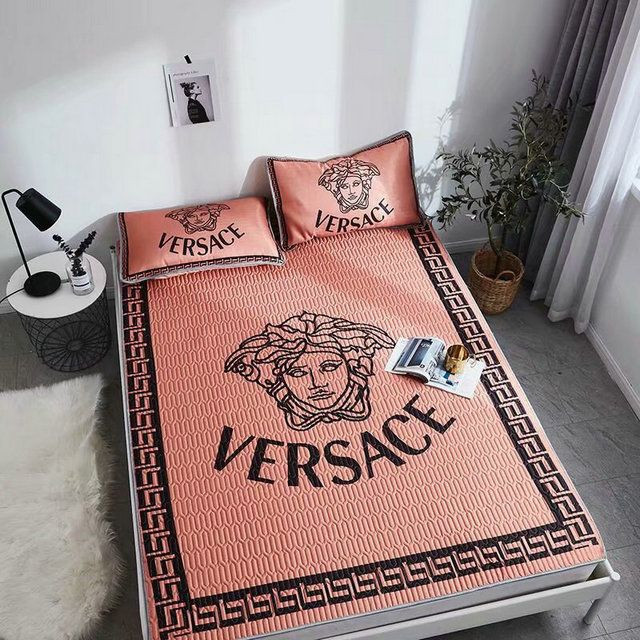 Luxury Brand Versace Type Bedding Sets 029 Luxury Brand Versace Type Bedding Sets 029