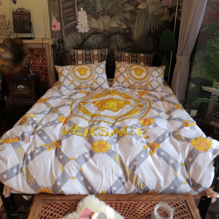 Luxury Brand Versace Type Bedding Sets 023 Luxury Brand Versace Type Bedding Sets 023