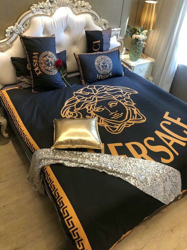Luxury Brand Versace Type Bedding Sets 012 Luxury Brand Versace Type Bedding Sets 012