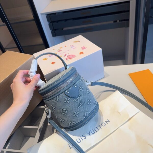 New Collection Fashion LV Handbag L2133
