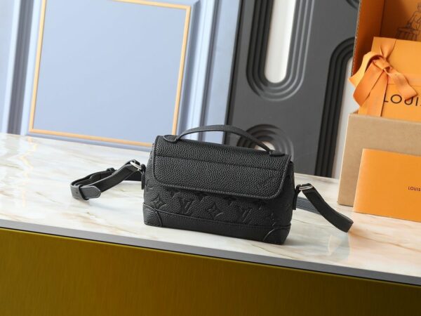 Luxury LV Handbag M13888