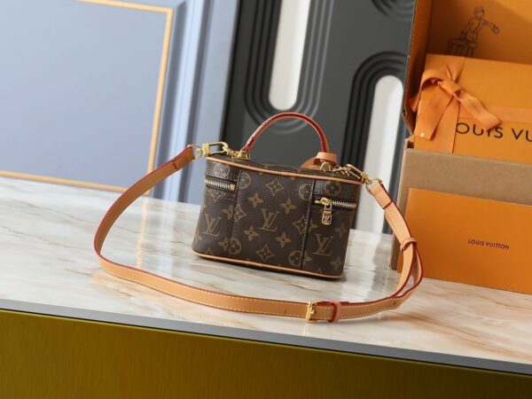 Luxury LV Handbag M47125