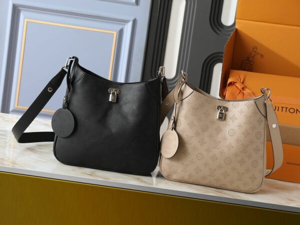 Luxury LV Handbag M14617