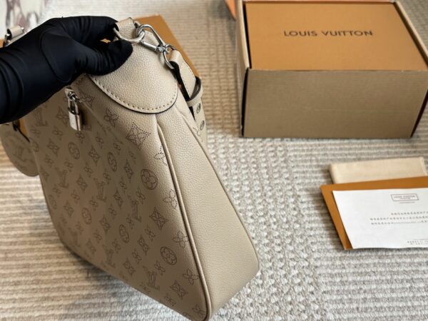 New Collection Fashion LV Handbag L2136