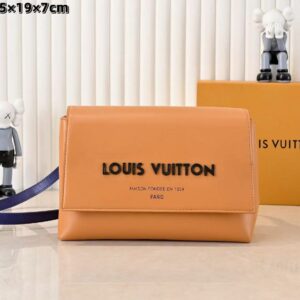 Luxury LV Handbag M46018