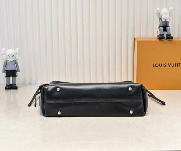 Luxury LV Handbag M25545