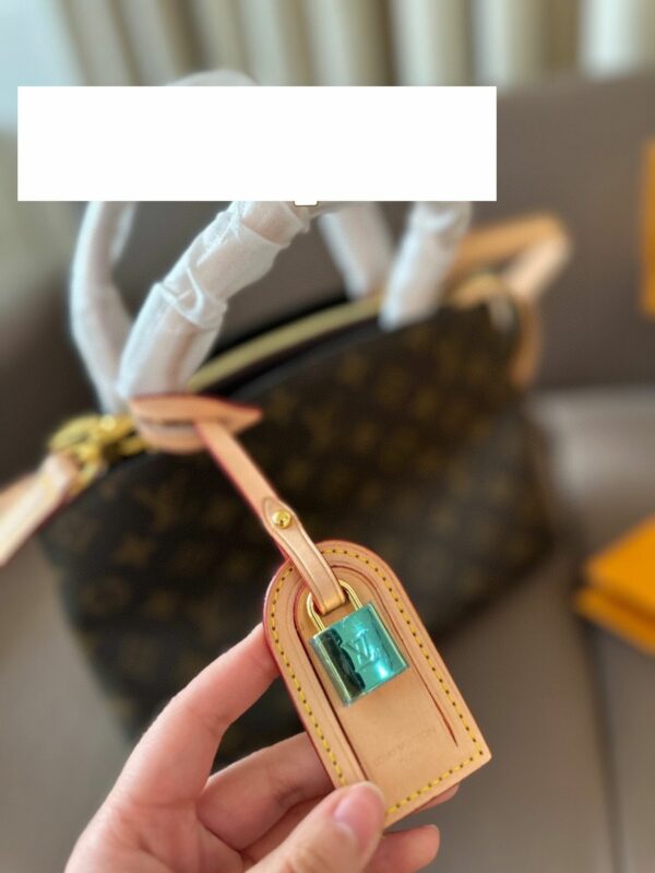 New Collection Fashion LV Handbag L2138