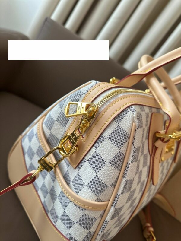 New Collection Fashion LV Handbag L2142