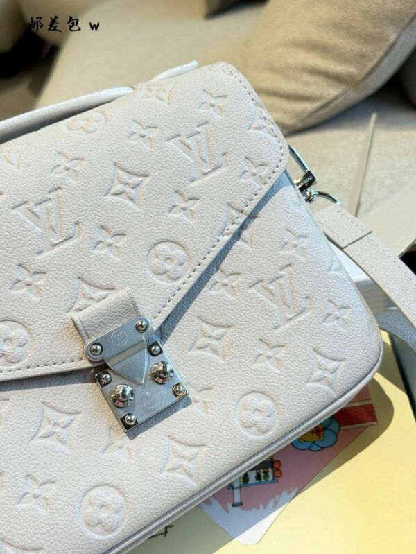 New Collection Fashion LV Handbag L2143