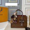 Stylish Fashion Carry LV Handbag L2145
