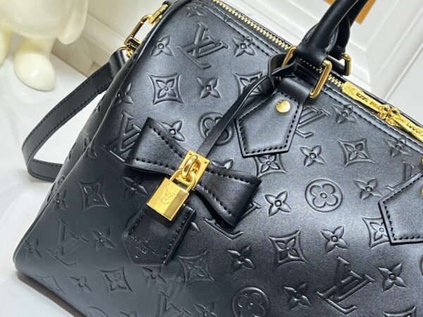 Luxury LV Handbag M25670-M40391