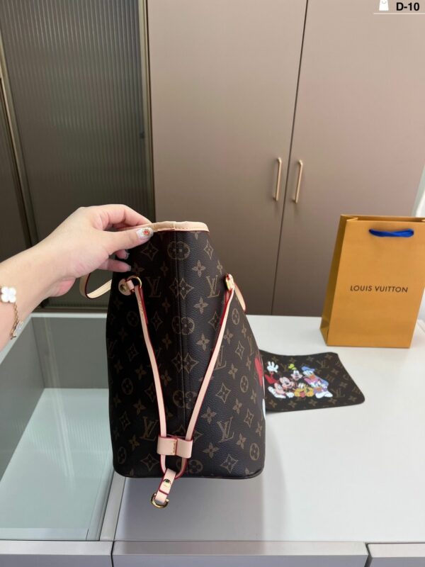 New Collection Fashion LV Handbag L2152