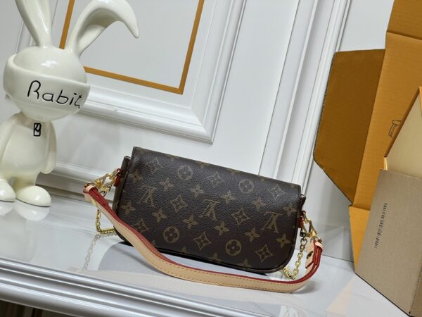 Luxury LV Handbag M15148-M81911